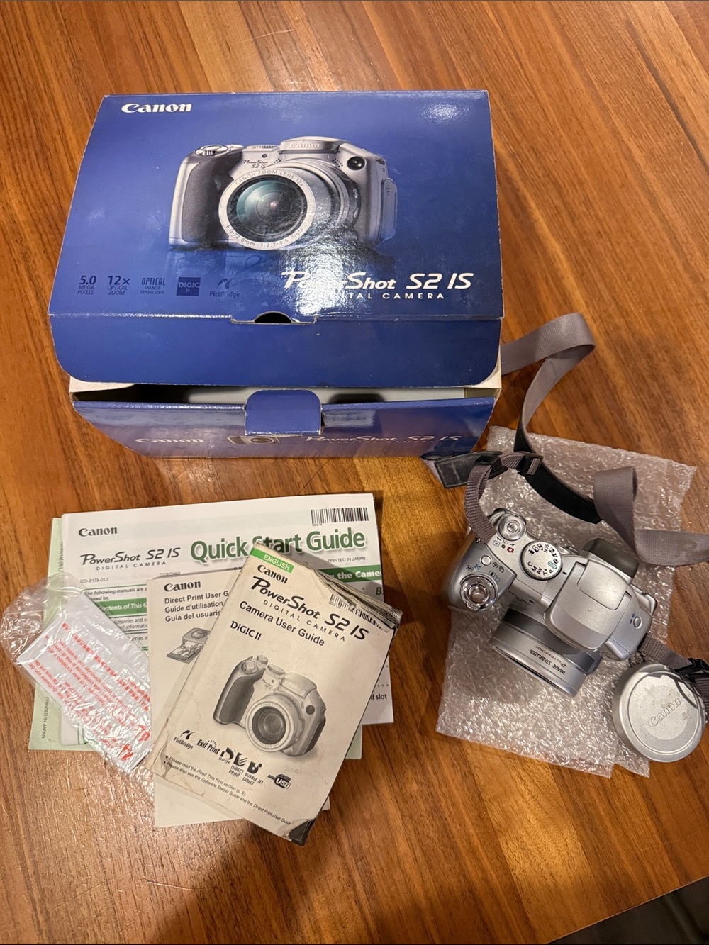 Canon PowerShot S2 IS 5.0MP Digital Camera 12x Zoom Silver TESTED WORKING